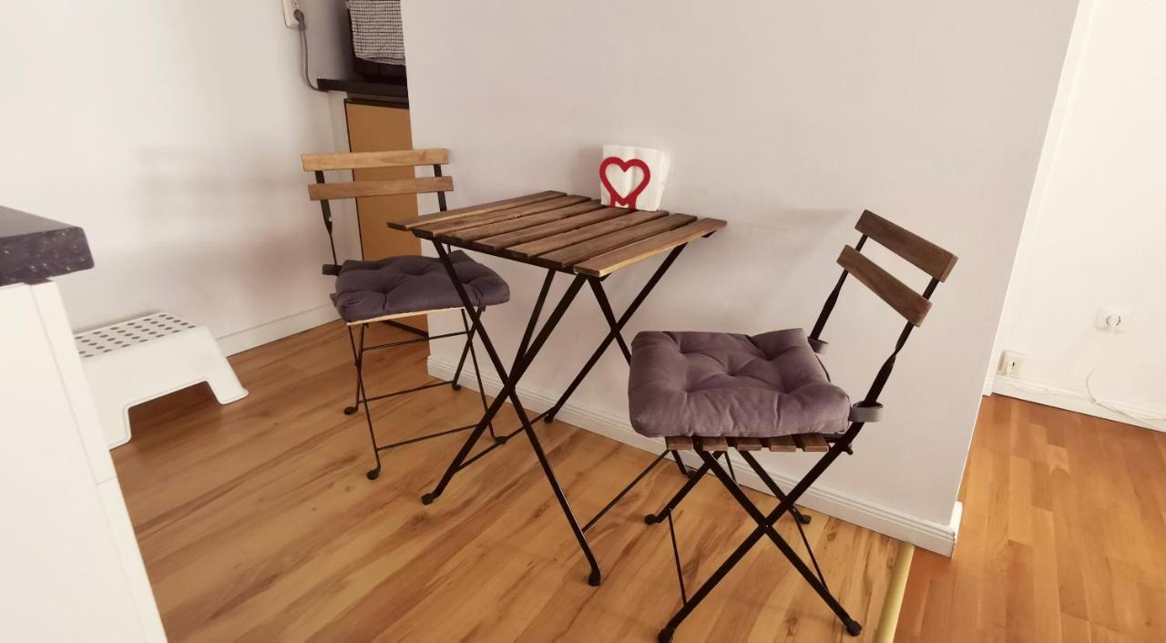 Kardinal Studios Wina Bagian luar foto