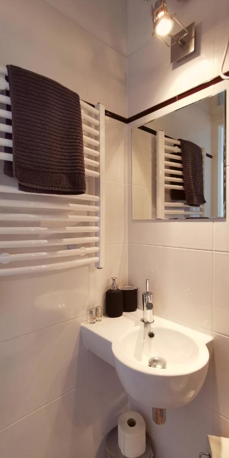 Kardinal Studios Wina Bagian luar foto